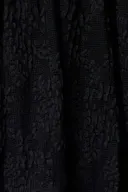 Black (9000)