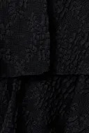 Black (9000)