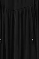 Black (9000)