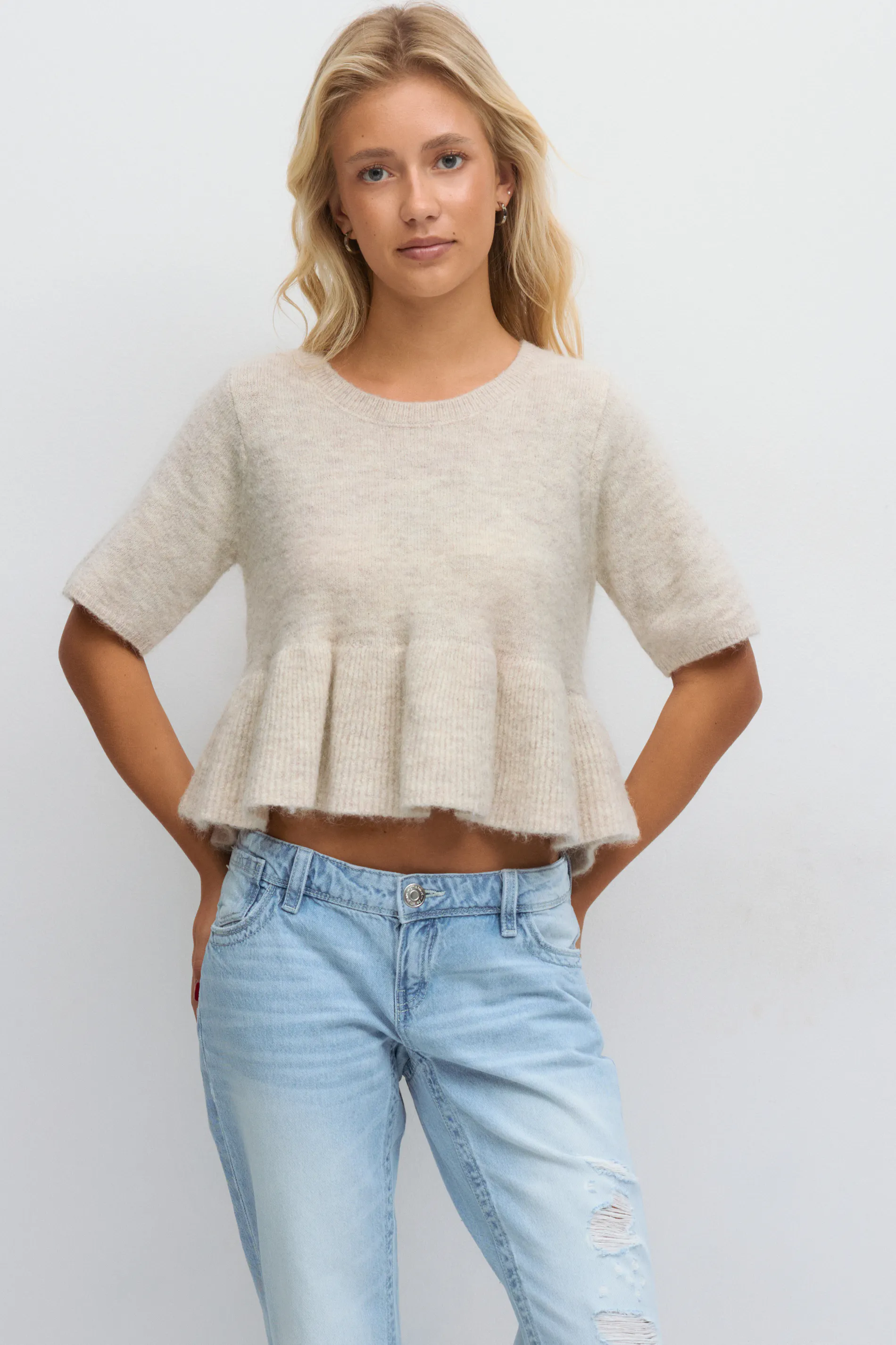 Gina Tricot - 14+ knitted peplum top - Trøjer - Beige - L - Dame