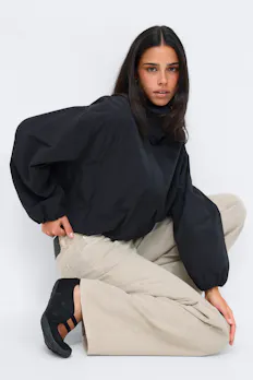 Low Wide Jeans