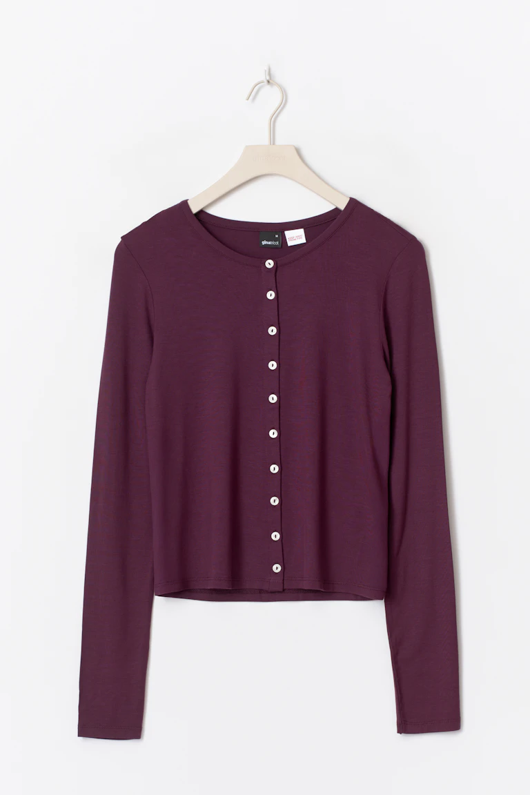 277754120