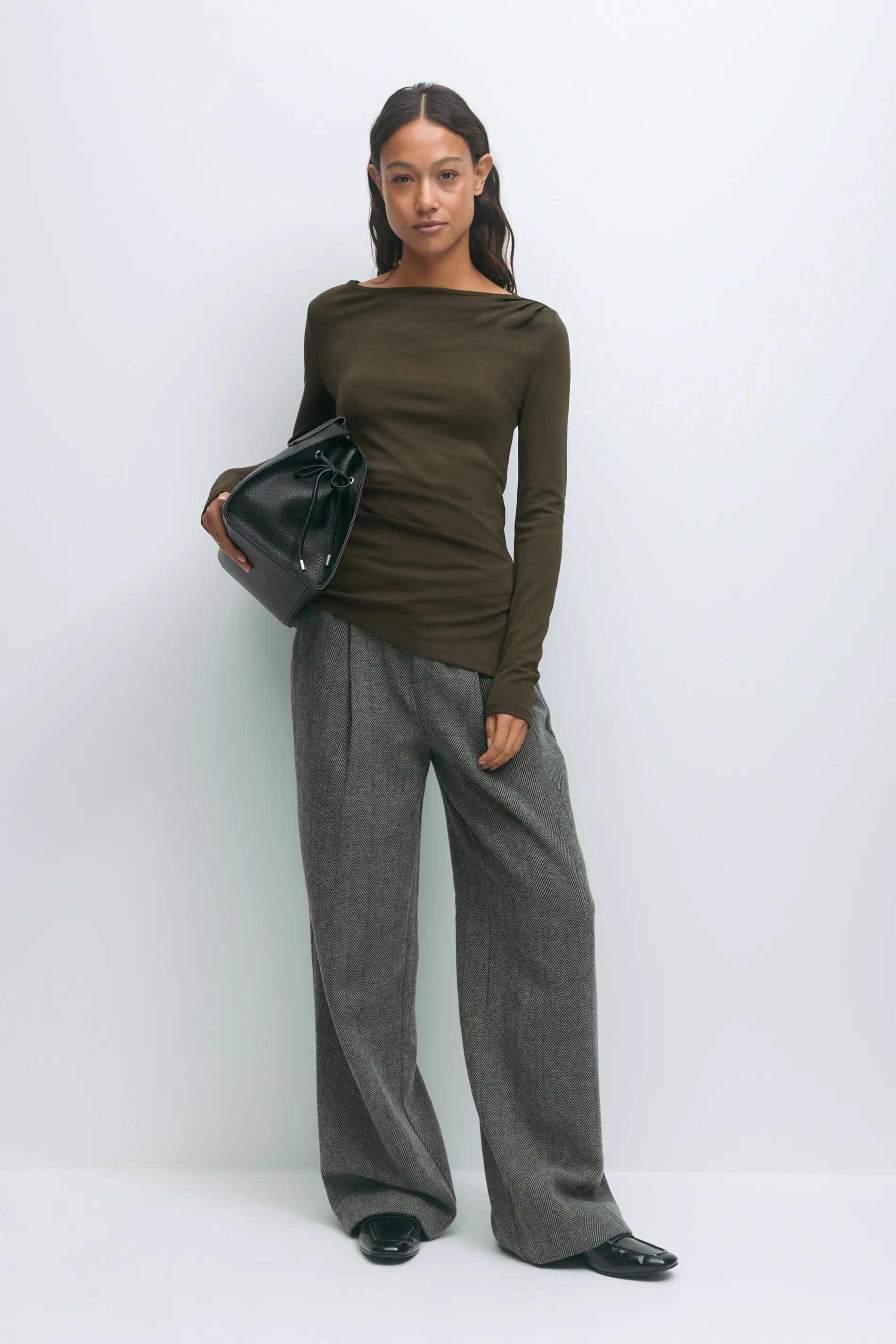 Gina Tricot - Asymmetric long sleeve top - Langærmede toppe - Grøn - S - Dame