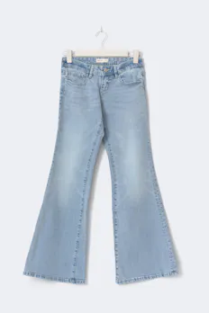 Ultra Low Flare Petite Jeans