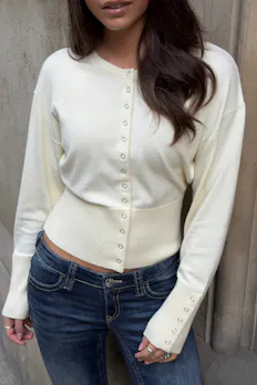 Y Shaped Knitted Cardigan