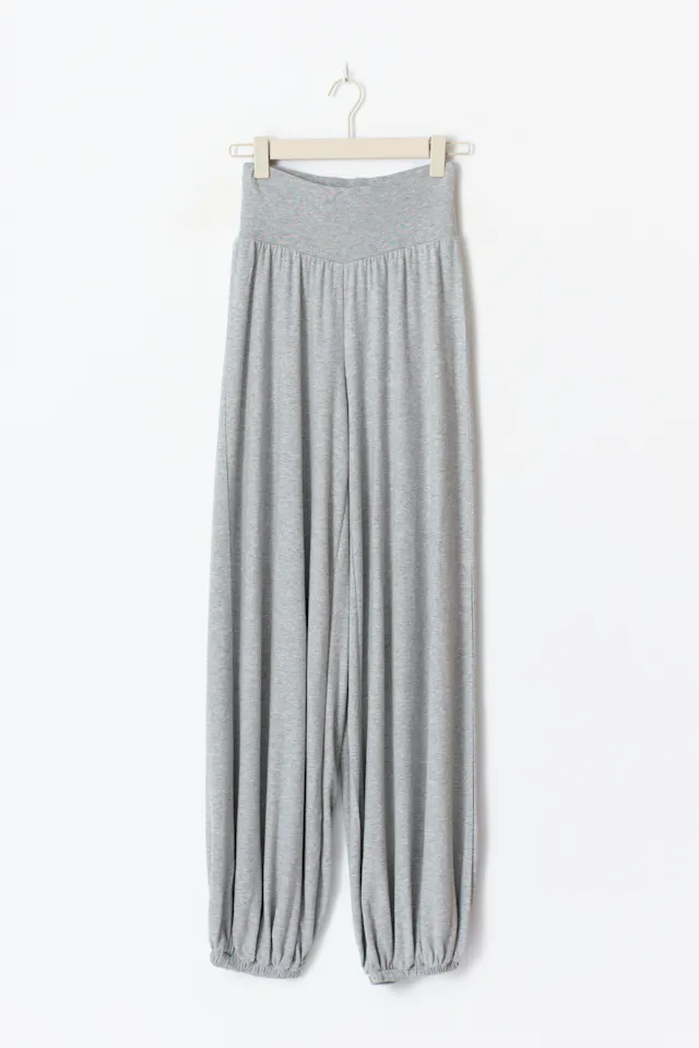 balloon-trousers-gr-dam-gina-tricot