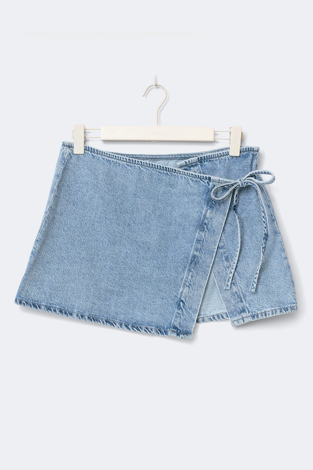 Wrap denim hip skirt - Blue - Women - Gina Tricot