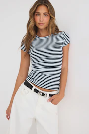 Perfect tight tee