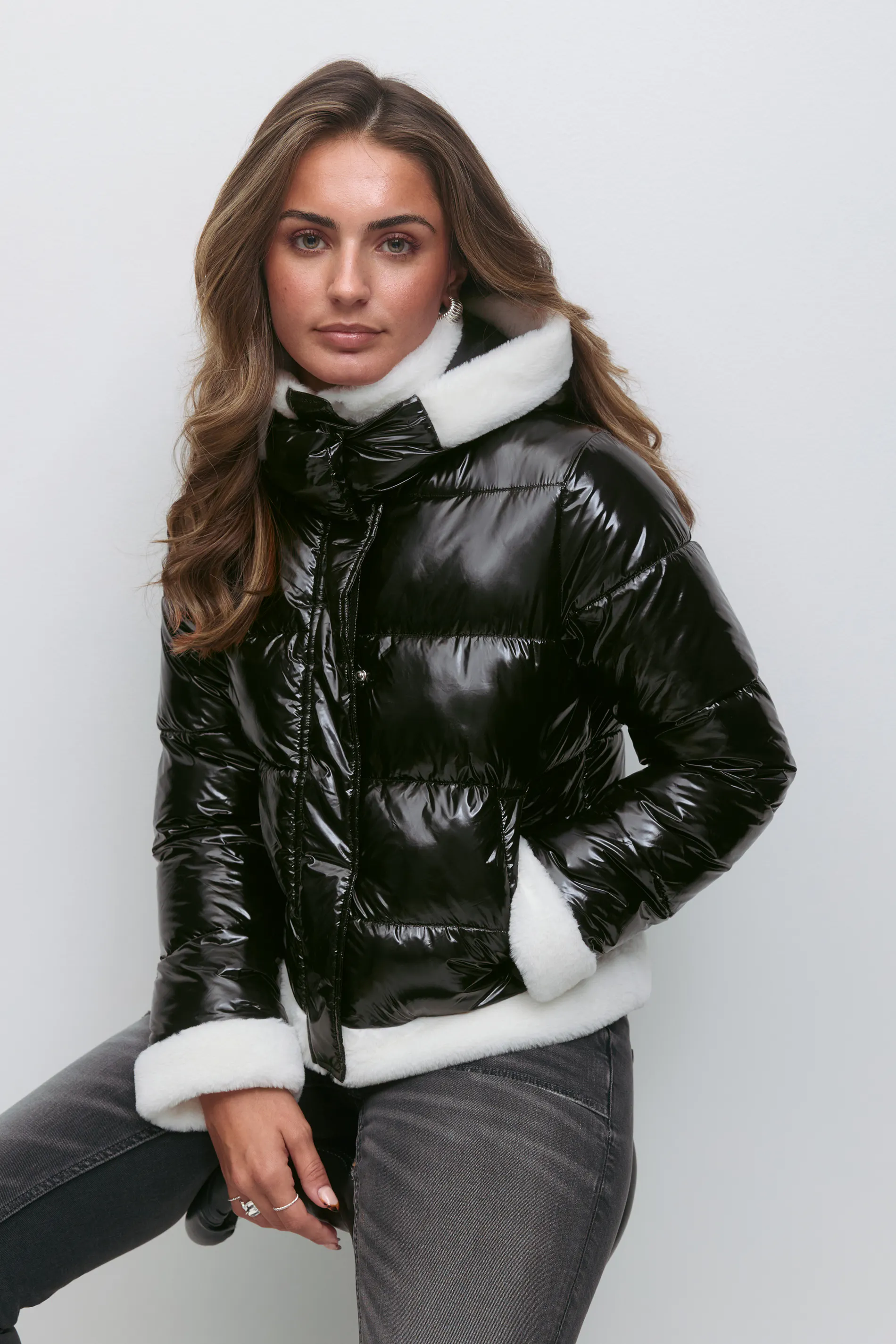 Gina Tricot - 14+ padded fur jacket - jakke - Sort - M - Dame