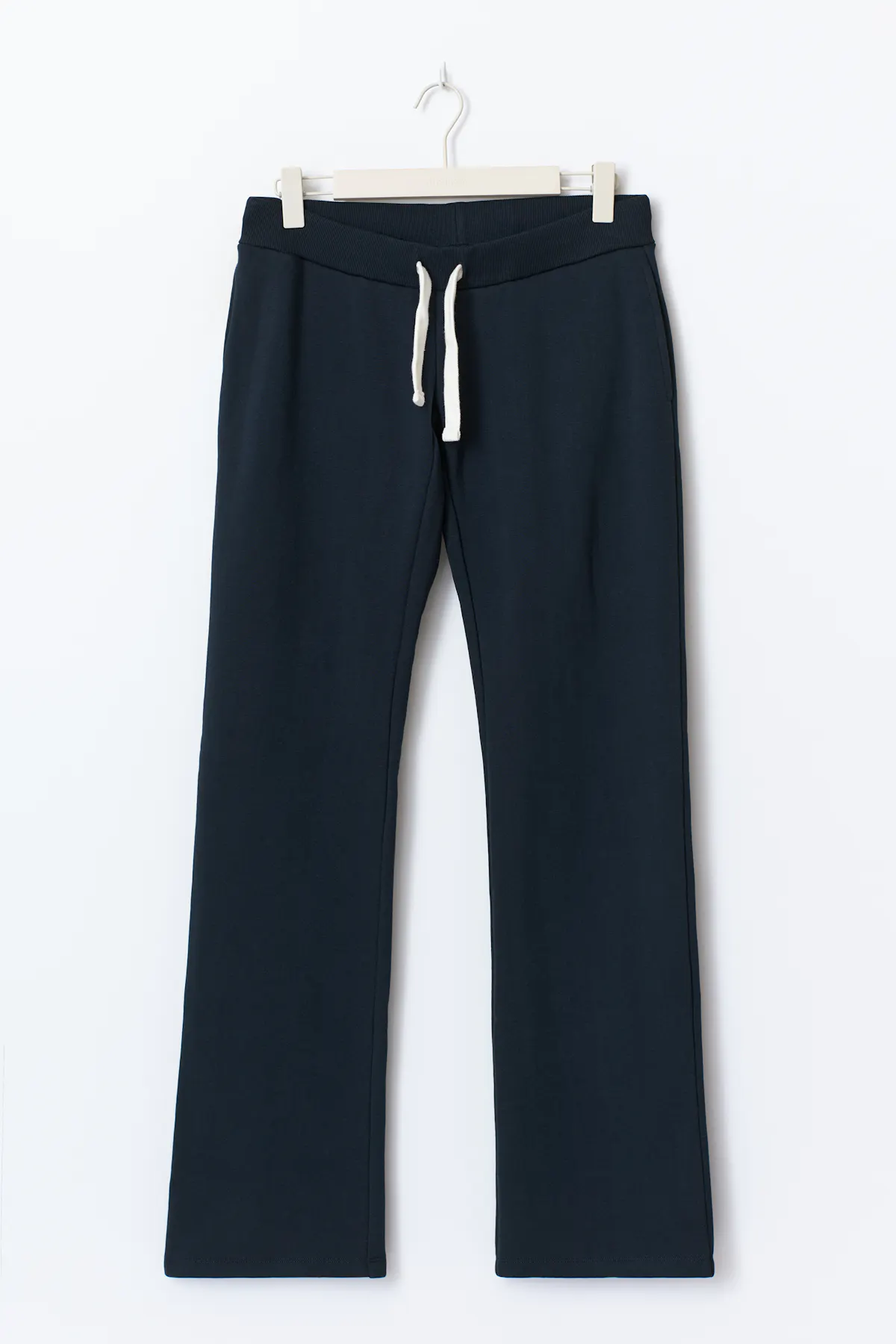 X-tra low sweatpants