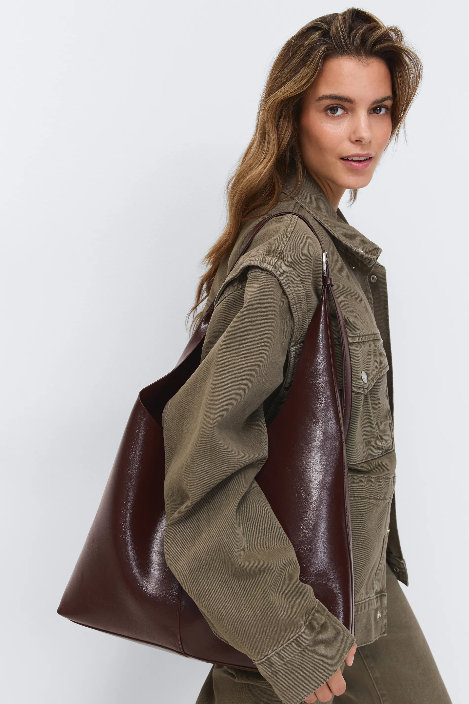 Gina Tricot - Slouchy bag - Schoudertassen - Bruin - ONESIZE - Dames