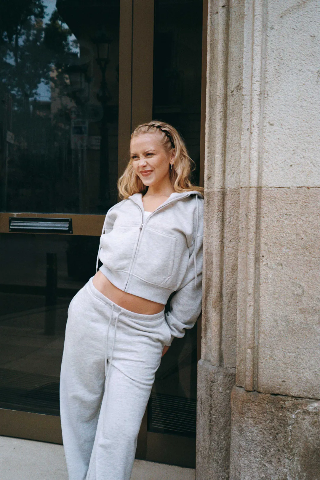 Ultimate zip hoodie - Grey - Women - Gina Tricot