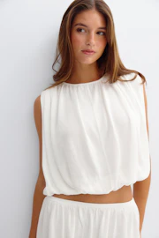 Bubble hem knitted top