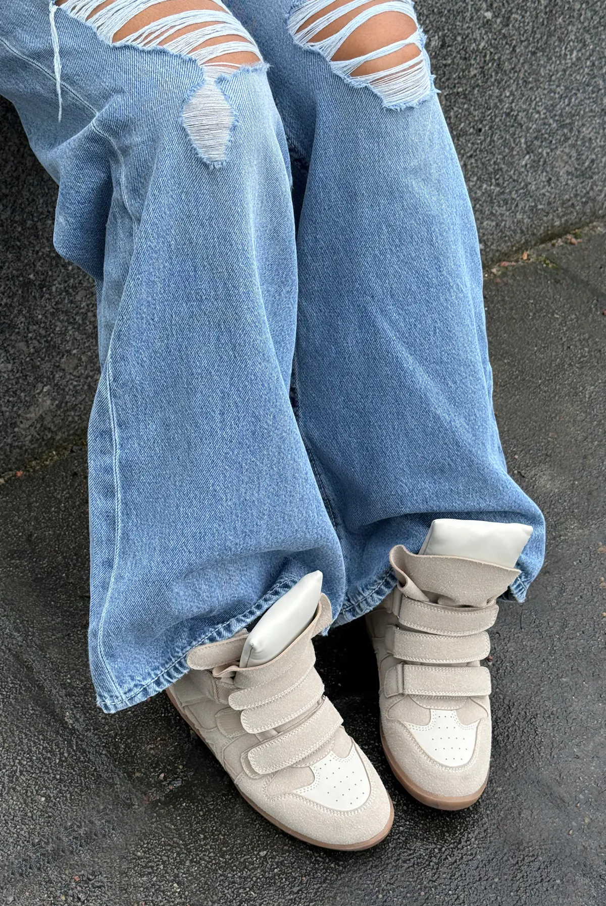 Wedge sneakers