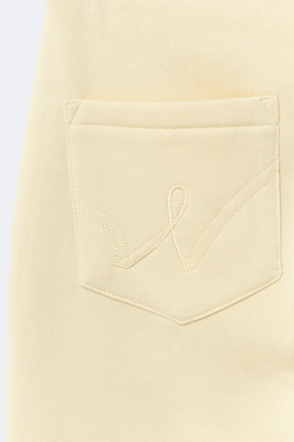 Y de-lowlow sweatpants - Yellow - Gina Tricot
