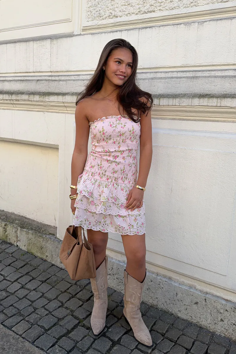 Y smock dress - White - Gina Tricot