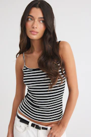 Perfect strap singlet