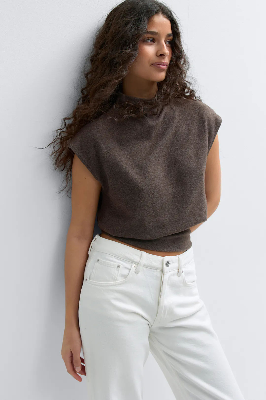 Soft funnel neck top - Brown - Women - Gina Tricot