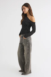 One shoulder top