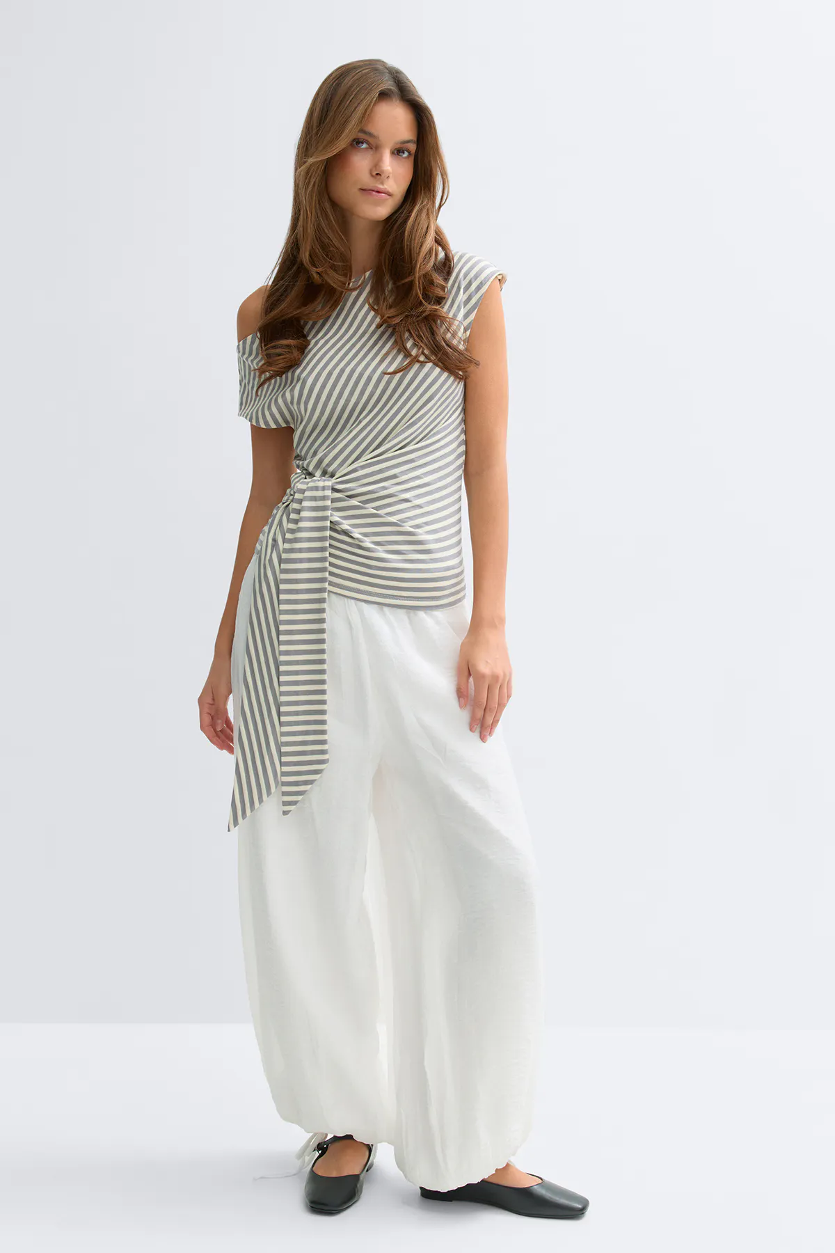 Gina Tricot - Tie detail stripe top - Gestreepte truien - Grijs - XS - Dames