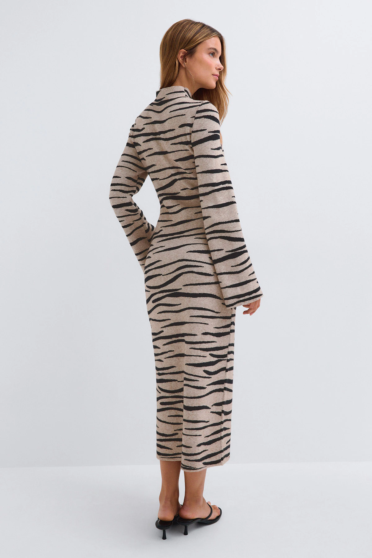 Gina Tricot Knitted jacquard dress klänningar dam – bild 3