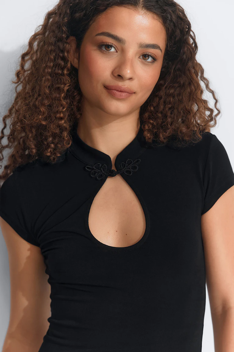 314569000
