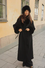 Faux fur collar long coat