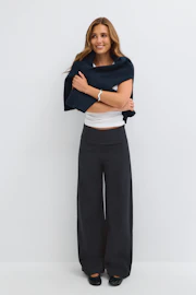 Mid waist wide trousers