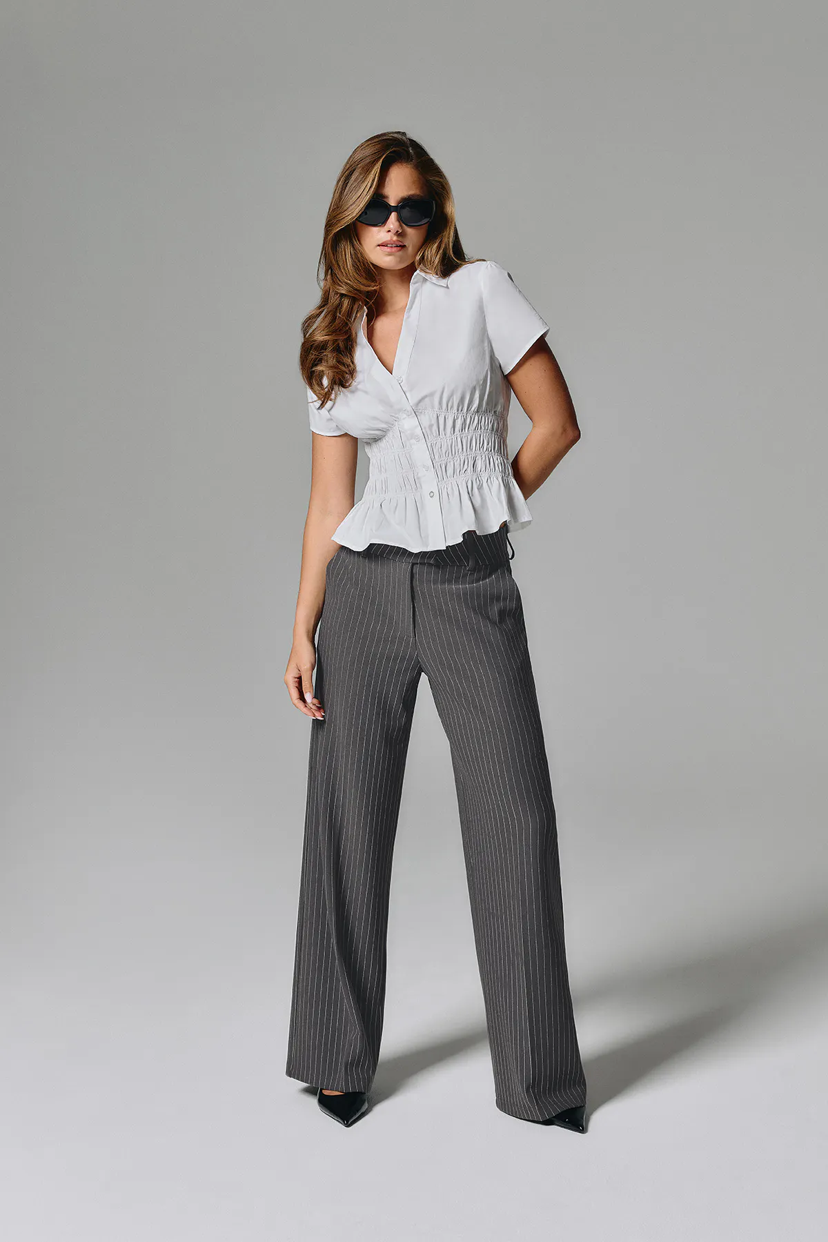 High waist suit trousers — byxor med fickor från Gina Tricot