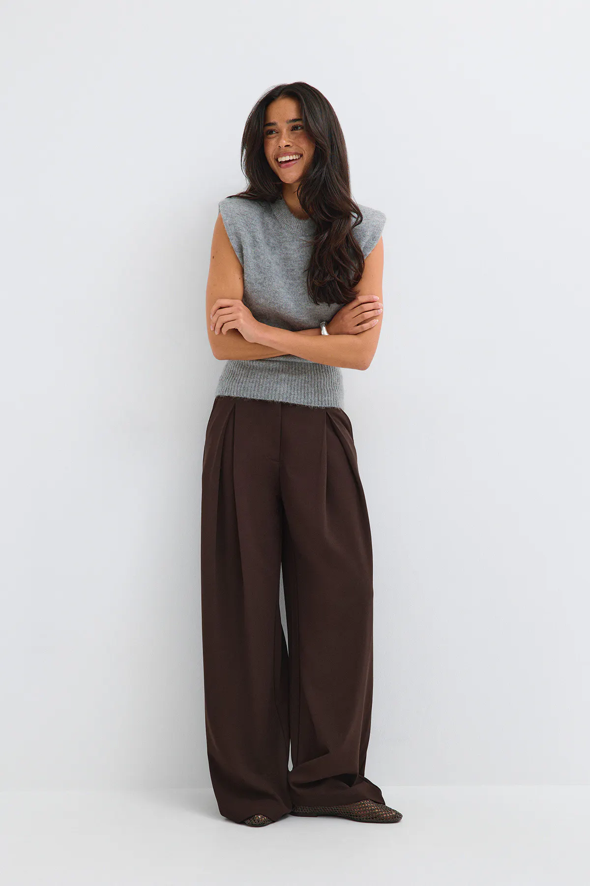 Tailored pleated trousers — byxor med fickor från Gina Tricot