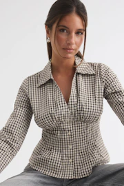 Shaped shirt