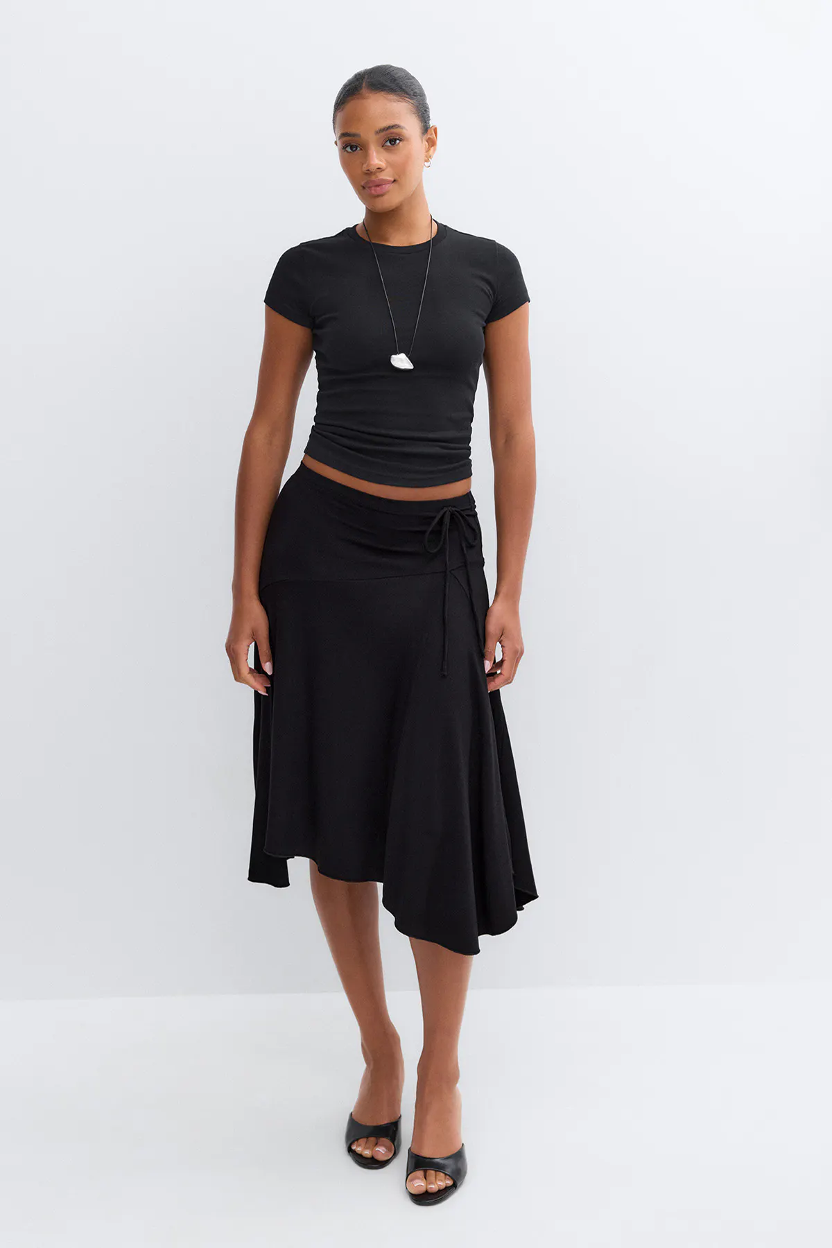 Midi skirt - Black - Women - Gina Tricot