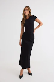 Contour denim skirt
