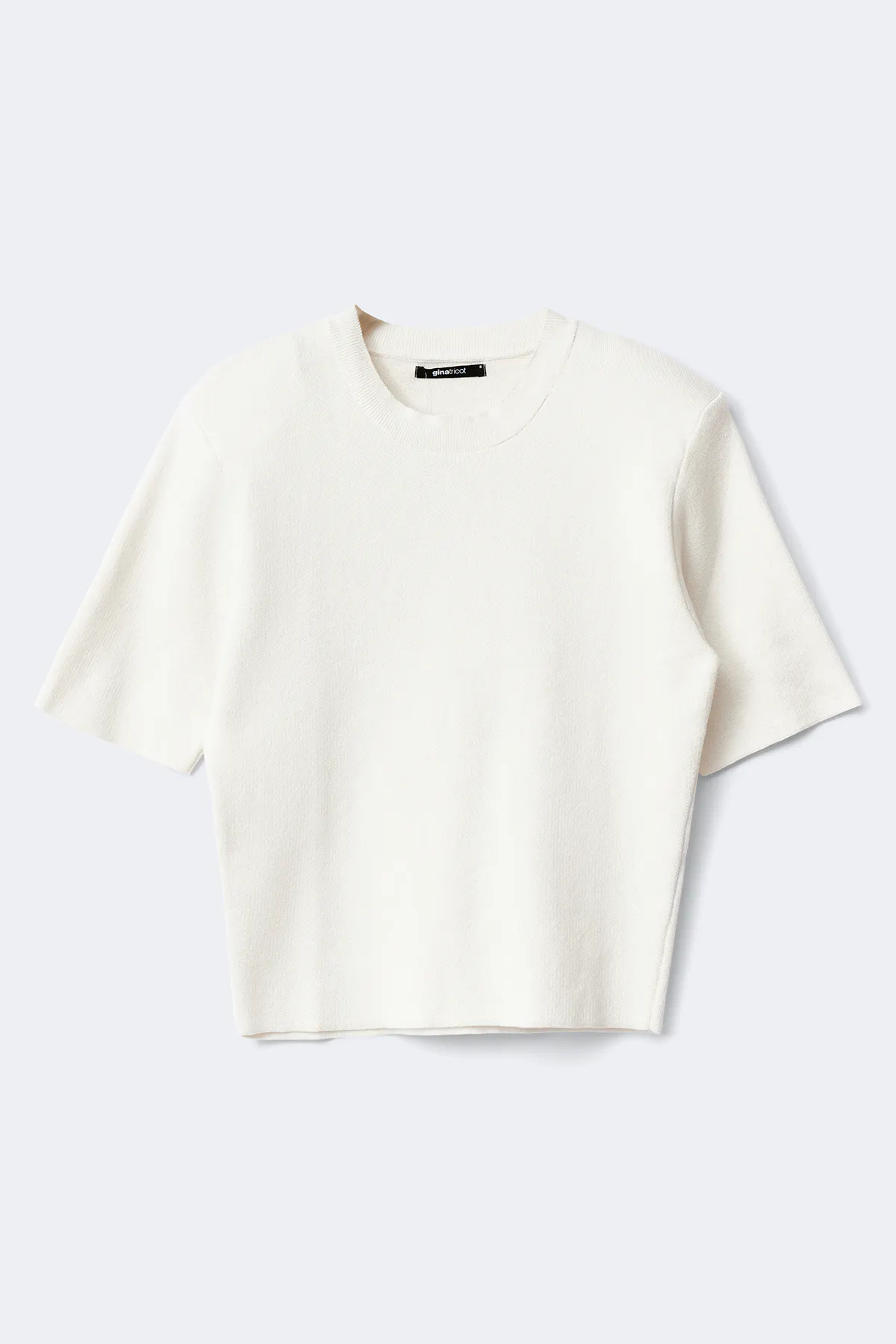 Shoulder pad knitted top - White - Women - Gina Tricot
