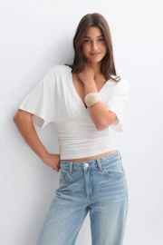 Shaped v-neck top
