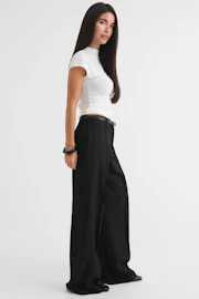 Timeless pintuck trousers