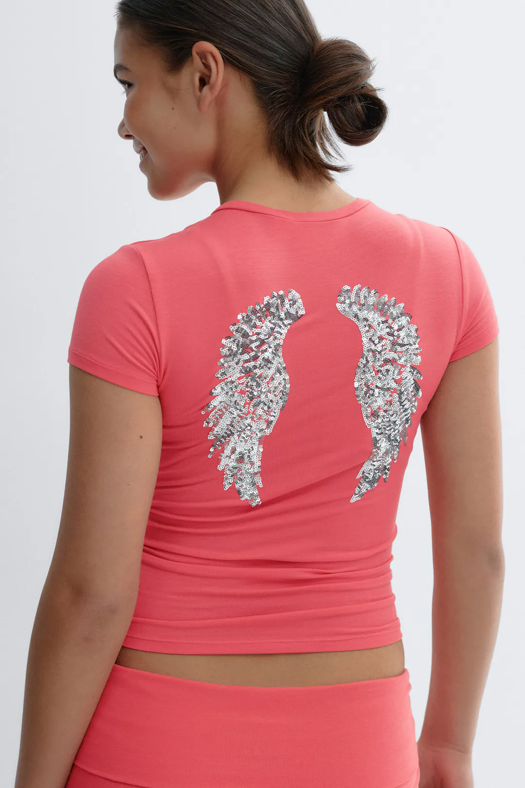 Young Gina – Topit & puserot lapsille 9–14 v - Gina Tricot