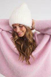 Chunky hairy beanie