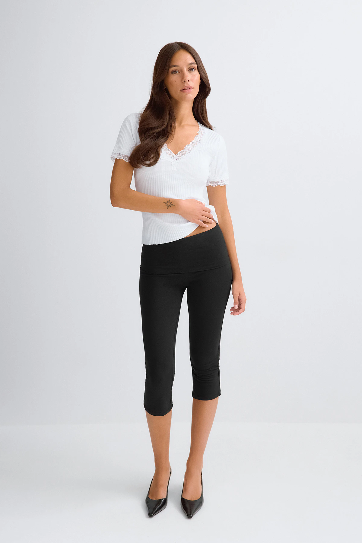 Gina Tricot Folded capri trousers byxor dam