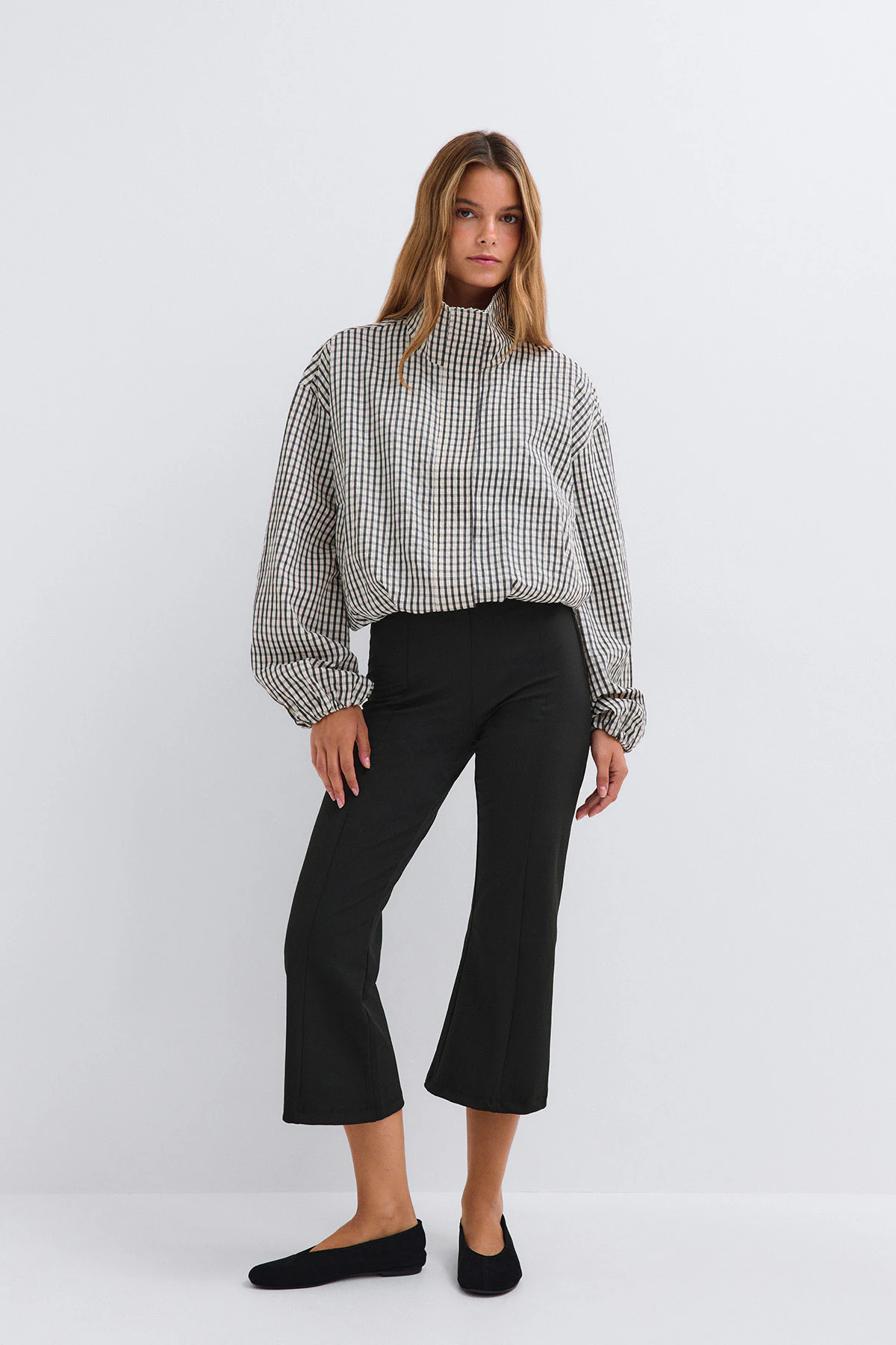 Gina Tricot Kick flare trousers byxor dam