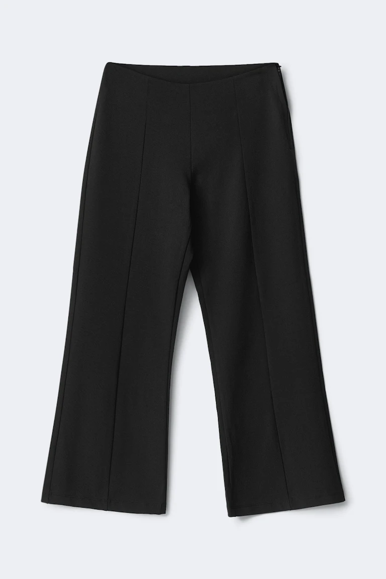 322719000