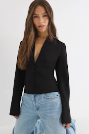 Buttoned shirt