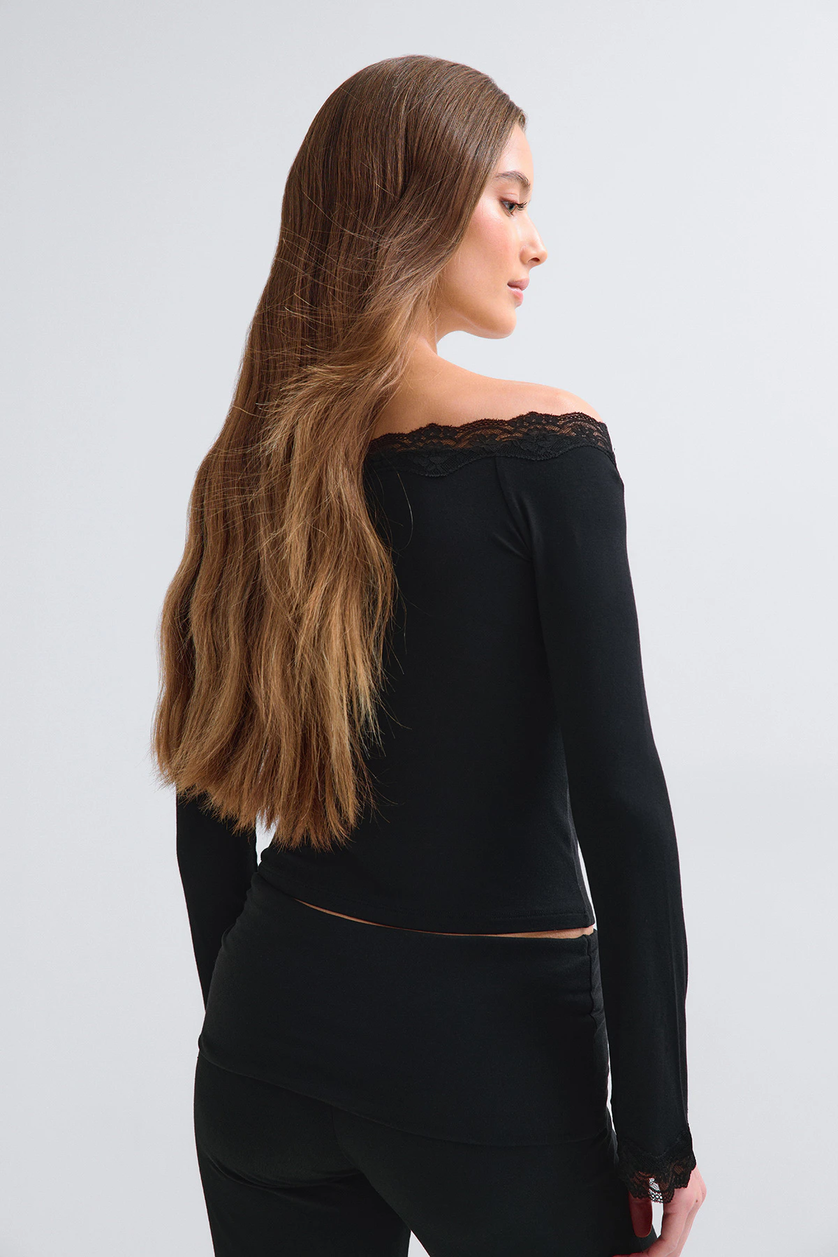 Gina Tricot Off shoulder lace detail top toppar & linnen dam – bild 3