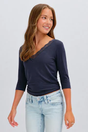 Y lace quarter sleeve top