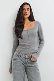 Long sleeve button top