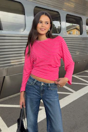 Y fitted long sleeve top