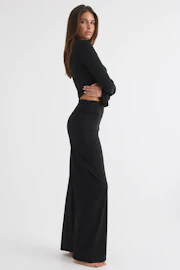 Wide yoga trousers