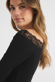 Off shoulder lace detail top