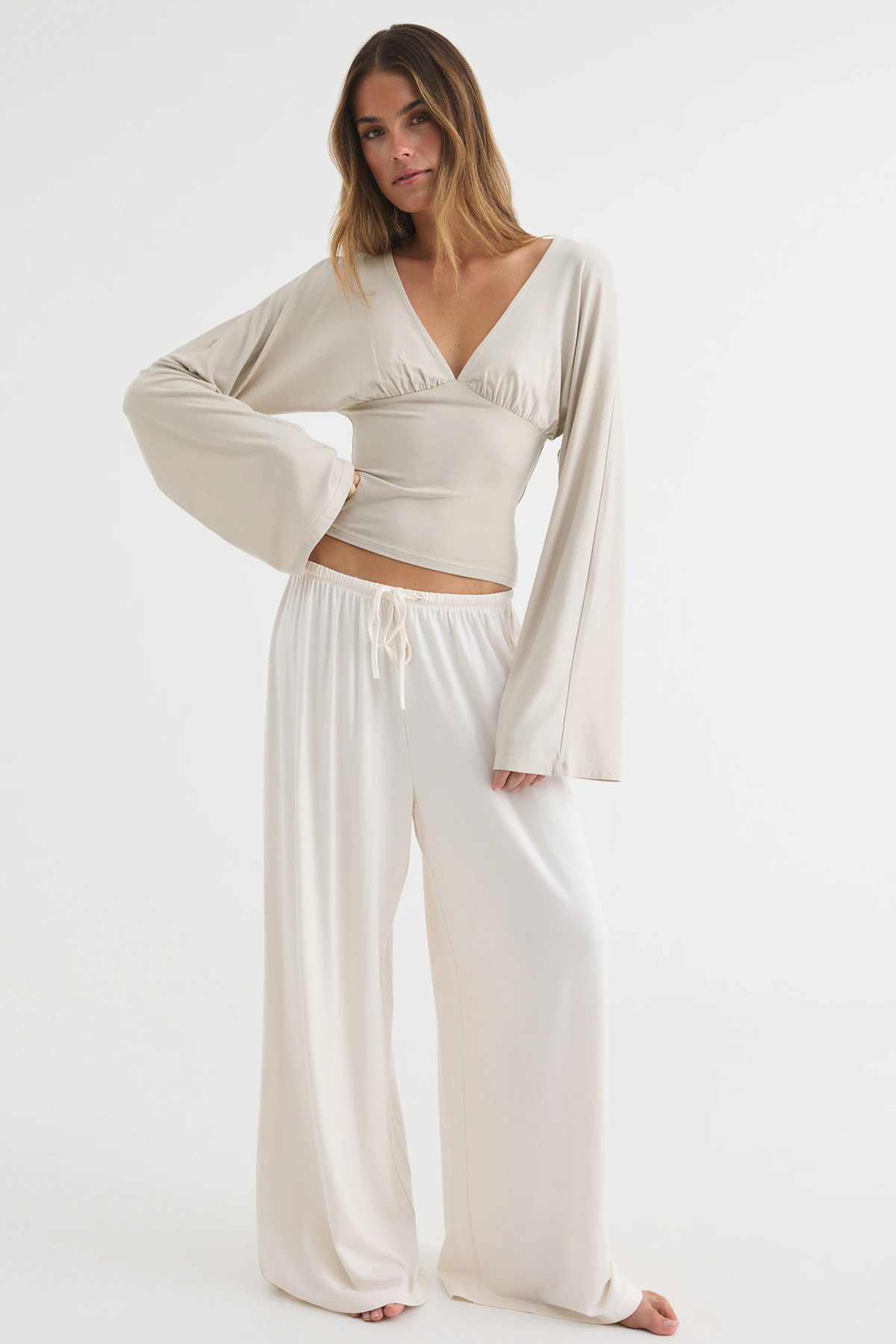 Gina Tricot V-neck ruched top toppar & linnen dam