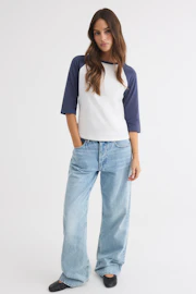 Contrast quarter sleeve top